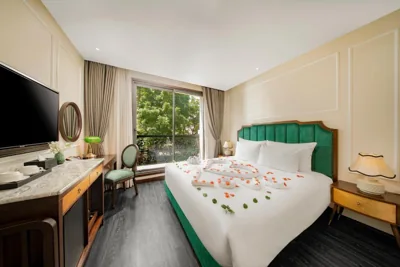 Suite de luna de miel con vistas a la ciudad — GM Premium Hotel